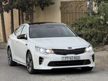 Kia K5-3