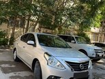Nissan Sunny-2