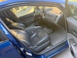 Toyota Prius-12