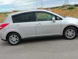 Nissan Tiida-12