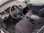 Volkswagen Jetta-11