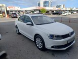 Volkswagen Jetta-13