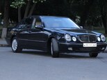 Mercedes E 240-5