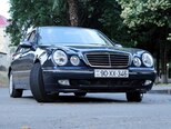 Mercedes E 240-3