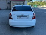 Hyundai Accent-3
