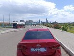 Hyundai Accent-13