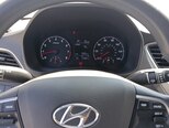 Hyundai Accent-15
