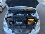Hyundai Accent-15