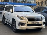 Lexus LX 570-1