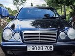 Mercedes E 240-1