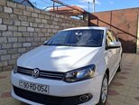 Volkswagen Polo-10