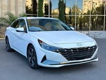 Hyundai Elantra-13
