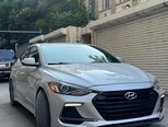 Hyundai Elantra-3