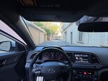 Hyundai Elantra-11