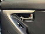 Hyundai Elantra-9