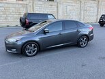 Ford Focus-12