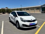 Kia Rio-5