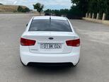 Kia Cerato-5