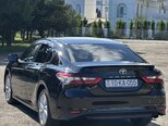 Toyota Camry-9