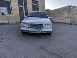 Mercedes C 200-1