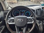 Toyota Land Cruiser-11