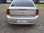 Opel Vectra-3