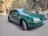 Volkswagen Golf-2