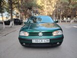 Volkswagen Golf-1