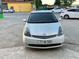 Toyota Prius-3