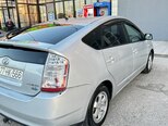Toyota Prius-7