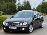 Mercedes E 280-1