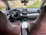 Toyota RAV4-8