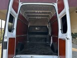 Ford Transit-12