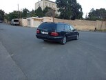Mercedes E 200-11