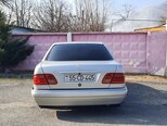 Mercedes E 200-7