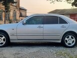 Mercedes E 200-13