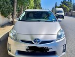 Toyota Prius-4