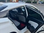Toyota Prius-11