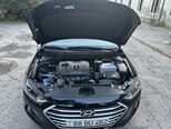 Hyundai Elantra-20