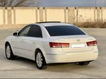 Hyundai Sonata-15