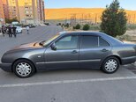 Mercedes E 240-3