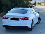 Chevrolet Malibu-9