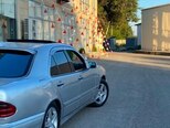 Mercedes E 230-7