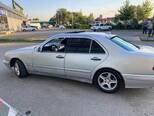 Mercedes E 230-6