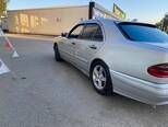 Mercedes E 230-8