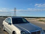 Mercedes E 240-2
