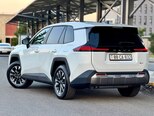 Toyota RAV4-8