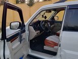 Mitsubishi Pajero-4