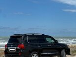 Toyota Land Cruiser-7