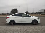 Hyundai Accent-7
